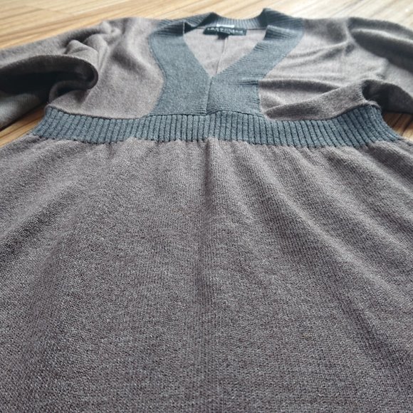 [EUC] Sweater Dress - Picture 3 of 6